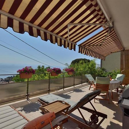Apartment Relax Opatija Bagian luar foto