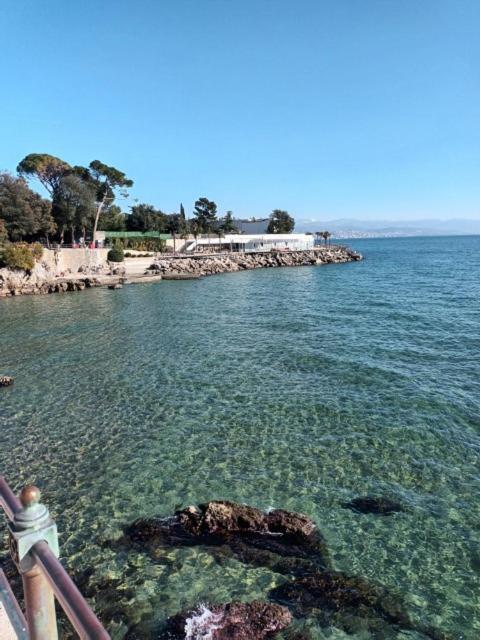Apartment Relax Opatija Bagian luar foto